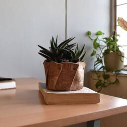 Set Of 2 Handmade Leather Plant Pot Home & Office Decor - thumbnail 3