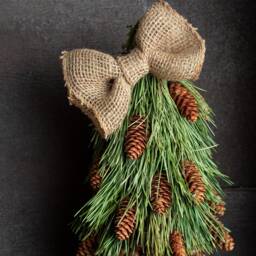 Natural Pine Cone Christmas Tree - Unique Decorative Table Centrepiece Pinecone Decorations - thumbnail 3