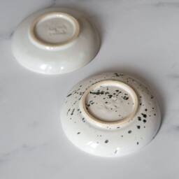 stoneware Soap Drip Dish White Or Speckle Glaze - thumbnail 2