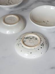 stoneware Soap Drip Dish White Or Speckle Glaze - thumbnail 1