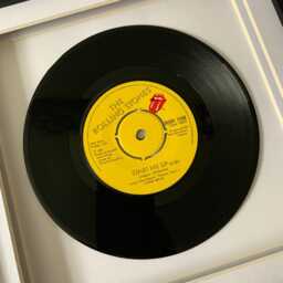 The Rolling Stones - Start Me Up Framed 7 Inch Vinyl Record Music Wall Art Gift - thumbnail 3