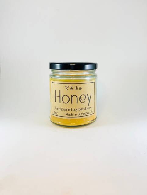 Honey Candle - image 1