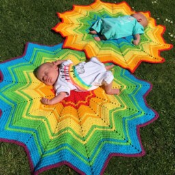 Rainbow Round Ripple Crochet Baby Blanket - thumbnail 2
