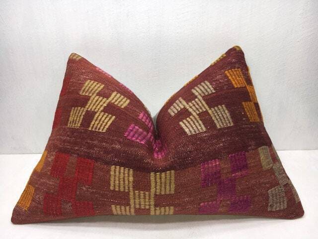 Vintage Turkish Kilim Pillow Cover, Handwoven Accent Cushion - 16x24 - image 1