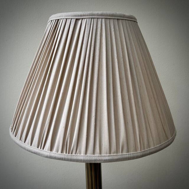 Handmade Oyster Cream Pleated Lampshade British Made - image 1