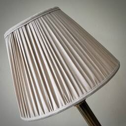 Handmade Oyster Cream Pleated Lampshade British Made - thumbnail 2