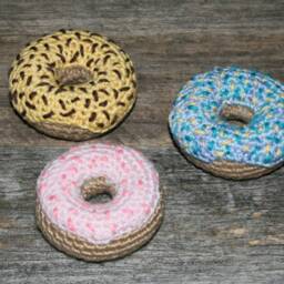 Crochet Donut - Choose From 3 Colours Tea Party Food Pretend Play - thumbnail 2