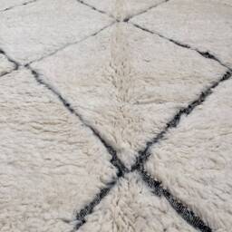 Handmade White Berber Rug Moroccan Wool Area Rug - thumbnail 2