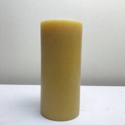100% Pure Beeswax Candle - thumbnail 1