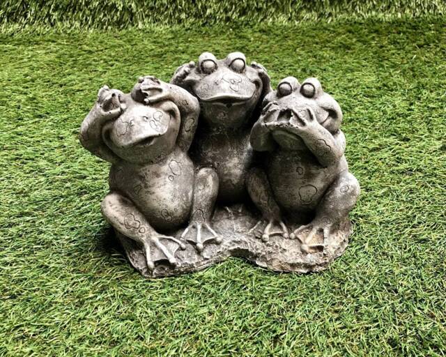 Concrete Three Frogs Hear See Speak No Evil Outdoor Garden Lawn Ornament Sculpture/Pond Frost Protected - image 1