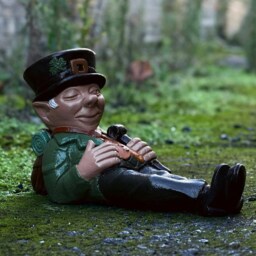 Leprechaun Garden Statue Irish Concrete Ornament Lucky Relaxing Man Decoration Handmade Cement Leprechaun Figurine Cement Home Gift - thumbnail 3