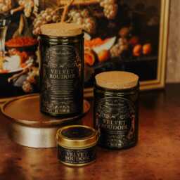 Velvet Boudoir - Sweet & Woody Scented Soy Candle - thumbnail 4