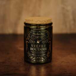 Velvet Boudoir - Sweet & Woody Scented Soy Candle - thumbnail 3