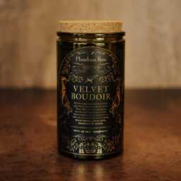 Velvet Boudoir - Sweet & Woody Scented Soy Candle - thumbnail 2