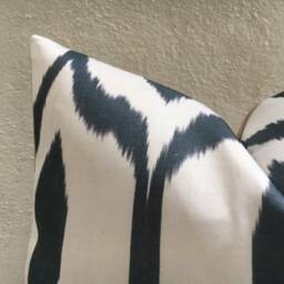 Handwoven Silk Ikat Pillow Cover, Decorative Cushion - 20x20 - thumbnail 2