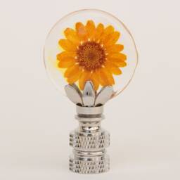Daisy Flower Lamp Finials in Yellow - Natural Flowers Clear Acrylic On Shiny Chrome Hardware A Single Finial Or Matching Pair - thumbnail 4