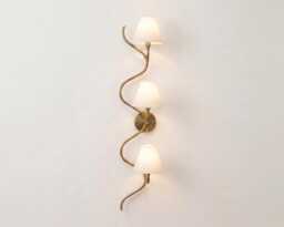 Wall Light - Elegant Antique Brass Twisted Triple Lamp Sconce, Scandinavian Luxury Decorative Lighting For Bedroom & Hallway