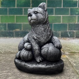 Playful Concrete Kitty Statue Outdoor Cat Sculpture Cement Kitten Lawn Figure Stone Memorial Pet Ornament Handmade Cat Art Gift - thumbnail 3