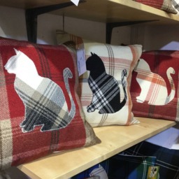 Tartan Pet Cushion, Cat Home Decor, Decorative Handmade Wool Pillow Scottish Gifts 12 - thumbnail 4