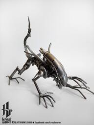 Mini Metal Monster Crouching - Small Item - thumbnail 1