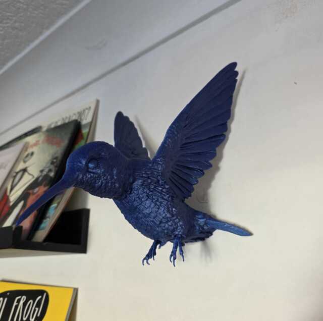 3D Printed Hummingbird Wall Mount - Animal Home Decor - image 1