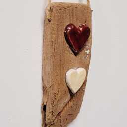 Character Driftwood & Ceramic Antique Red & Cream/Off White Heart Wall Hanging Plaque Shabby Chic - thumbnail 3