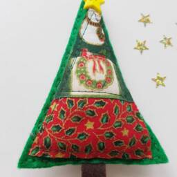 Felt Christmas Tree Ornament With Fabric Accent - thumbnail 2