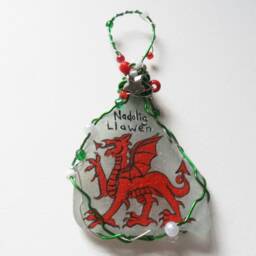 Hand Painted Welsh Dragon Sea Glass Christmas Ornament - thumbnail 3