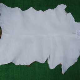 Exquisite Goat Skin Rug - Sustainable Luxury For Modern Interiors - thumbnail 4