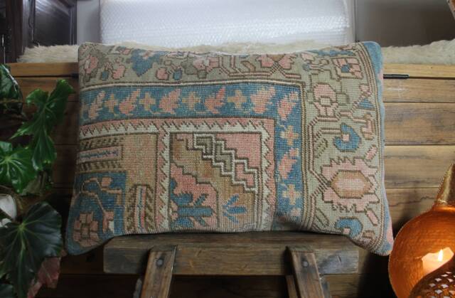 4060cm - 1624In Handwoven Vintage Carpet Cover - Unique Pillow Covers - image 1