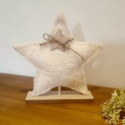 Sherpa Star Ornament On Wooden Base - The Home & Hearts Shop Rustic Shabby Wedding Gift Christmas Decorative Decoration - thumbnail 2