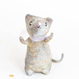Vintage Inspired Cotton Spun Bow Cat - thumbnail 2