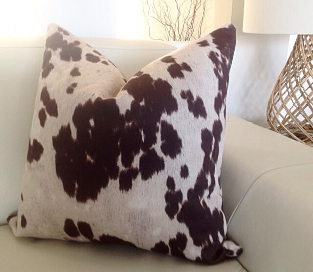 Faux Cowhide Print Cushion Cover Velvety Brown Decorative Pillow - image 1