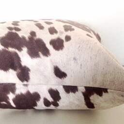Faux Cowhide Print Cushion Cover Velvety Brown Decorative Pillow - thumbnail 2