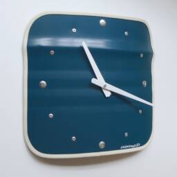 Clockwork - Wall Clock Made Of An Oil Barrel - thumbnail 2