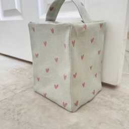 Sophie Allport Fabric/Door Stop Choice Of Fabrics Sheep Bees Teal Woof Pugs Elephants/ Hares /Hearts Gifts - Unfilled - thumbnail 3