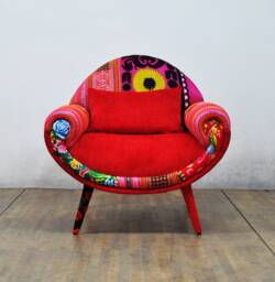 Smiley Armchair - Strawberry