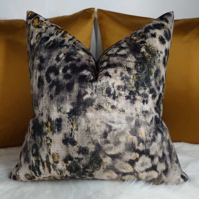 African Leopard Spots Cushion Cover, Animal Print Pillow Cover Abstract - image 1