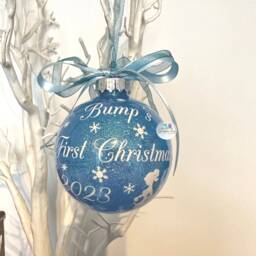 Bump's First Christmas Bauble 2025, Pregnancy Announcement Ornament, Mummy To Be Gift, Personalised Glitter Bauble, Expecting Keepsake