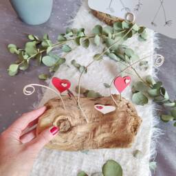 Driftwood & Heart Photo Holder, Family Photos, Frame, Home Decor, Homemade Gift - thumbnail 3