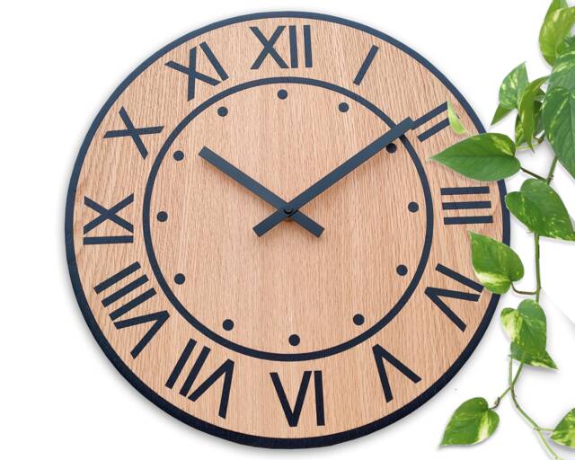 Wooden Round Wall Clock 13 - image 1