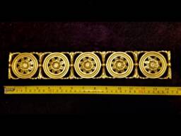 Large Ornate Applique Gilt Or White French Style Decorative Wall Furniture Onlay Moulding Pediment Plastic Decoration - thumbnail 1