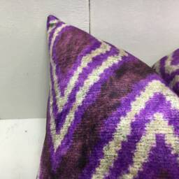 Handwoven Silk Ikat Pillow Cover, Decorative Cushion - 16x16 - thumbnail 3