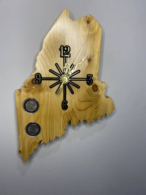 Maine Handmade State Quarter Clock With Inlaid Quarters. Choice Of Wood. Customizable - image 1
