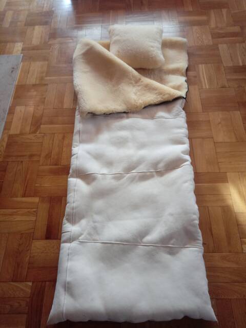 Natural Sheepskin Sleeping Bag Relugan+Pillow, Schaffell, Hygge - image 1