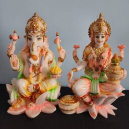 Saraswati Statue 5.5 - thumbnail 2