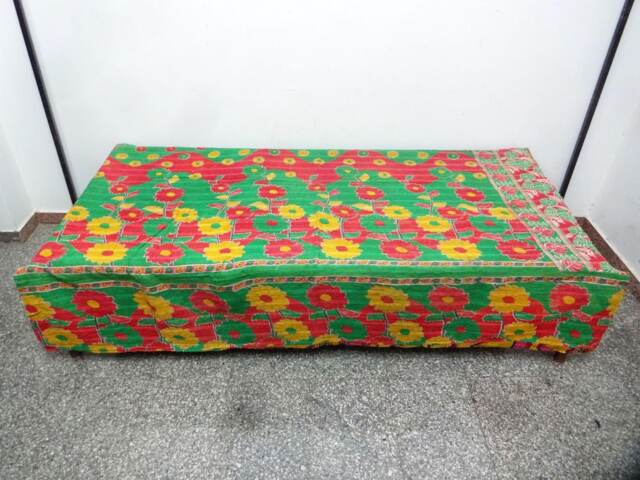 Handmade Kantha Quilt Floral Indian Cotton Twin Bedspread - image 1