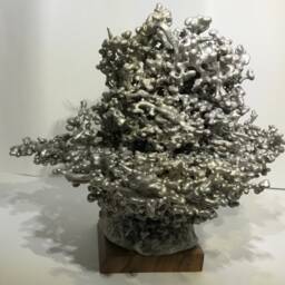 "Sculpture ""Jubilant" - thumbnail 3