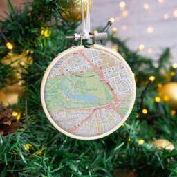 Christmas Tree Bauble Decoration With Special Location Map. Hanging Xmas Ornament Dec Embroidery Hoop Custom Map Printed - thumbnail 1