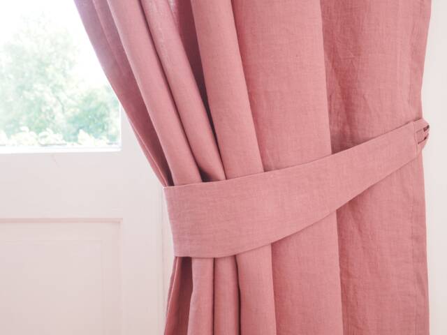 Pink Linen Curtain Tie Back, Medium-Weight - image 1